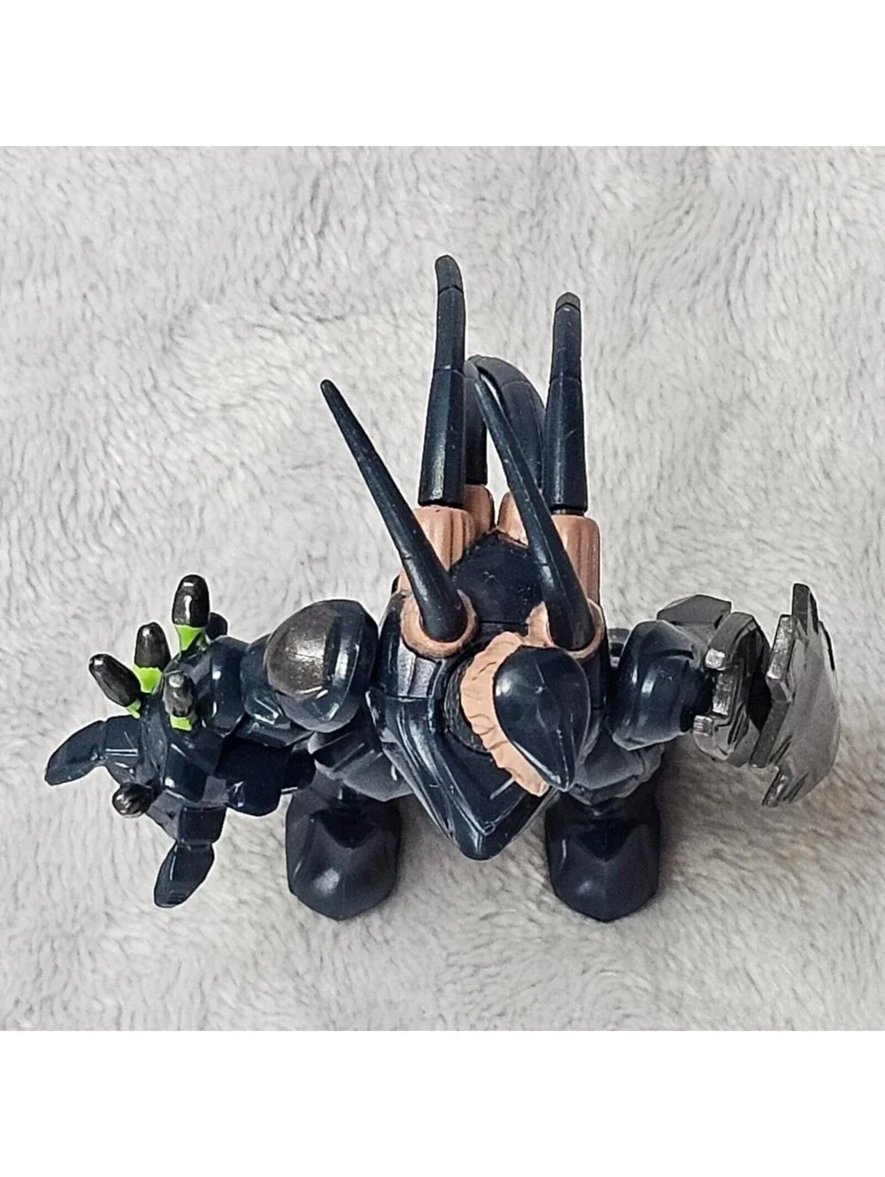 Halo Mega Bloks Construx Covenant Hunter Micro Action Figure Blue Shield Horns